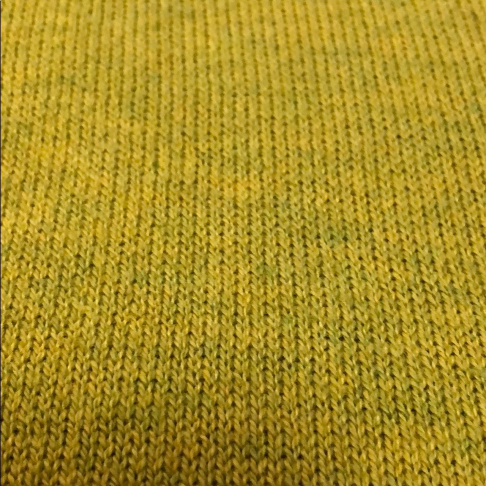 H&M | Sweater - Picture 2 of 2